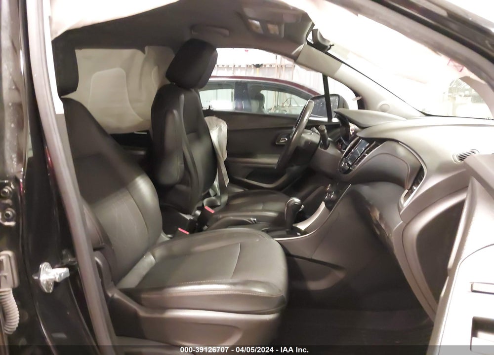2020 CHEVROLET TRAX AWD LT VIN: KL7CJPSB0LB007490