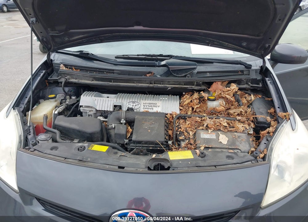 2013 TOYOTA PRIUS TWO VIN: JTDKN3DUXD1733245