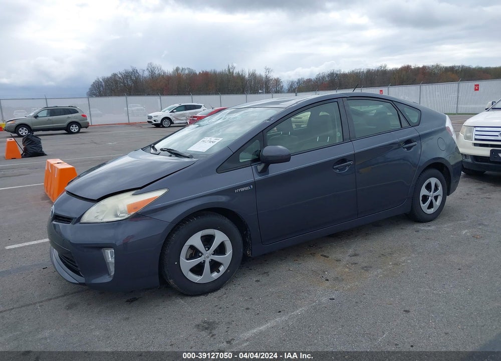 2013 TOYOTA PRIUS TWO VIN: JTDKN3DUXD1733245