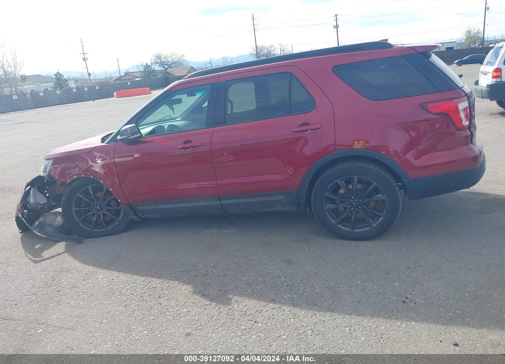 2017 FORD EXPLORER XLT VIN: 1FM5K8D82HGA99336