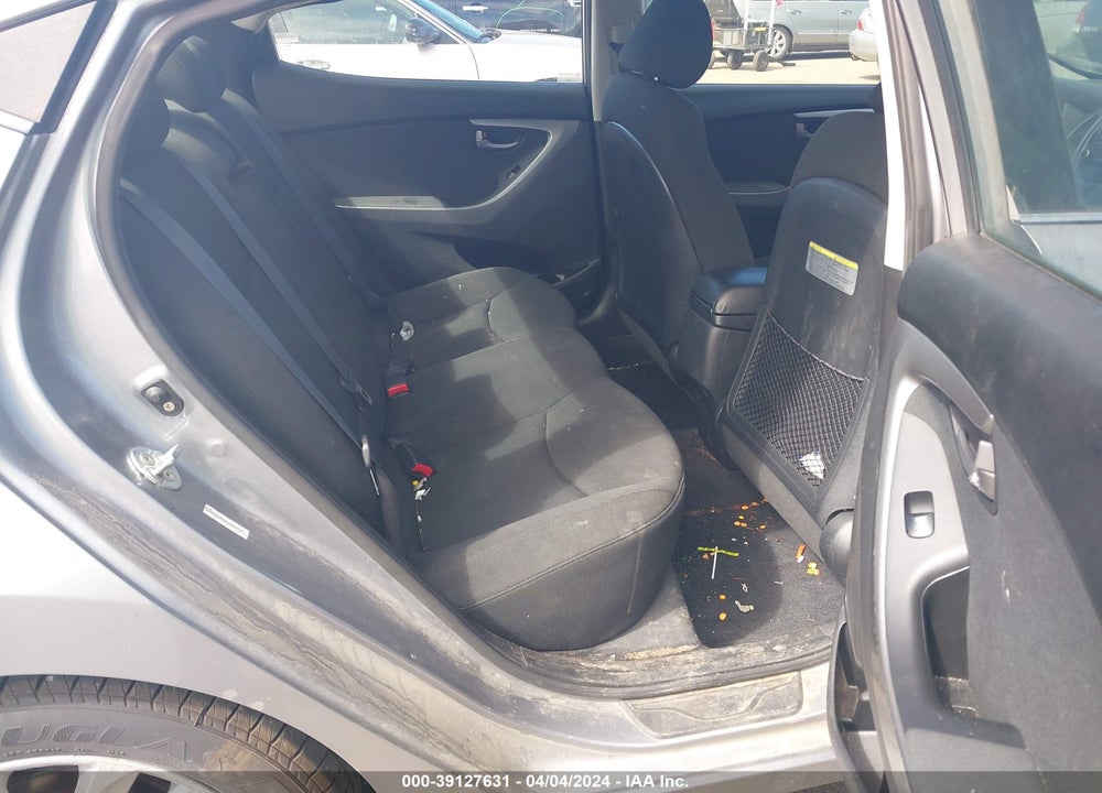 2015 HYUNDAI ELANTRA SE VIN: KMHDH4AE0FU343187