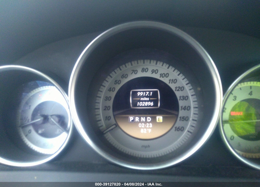 2012 MERCEDES-BENZ C 250 LUXURY/SPORT VIN: WDDGF4HB1CR227228