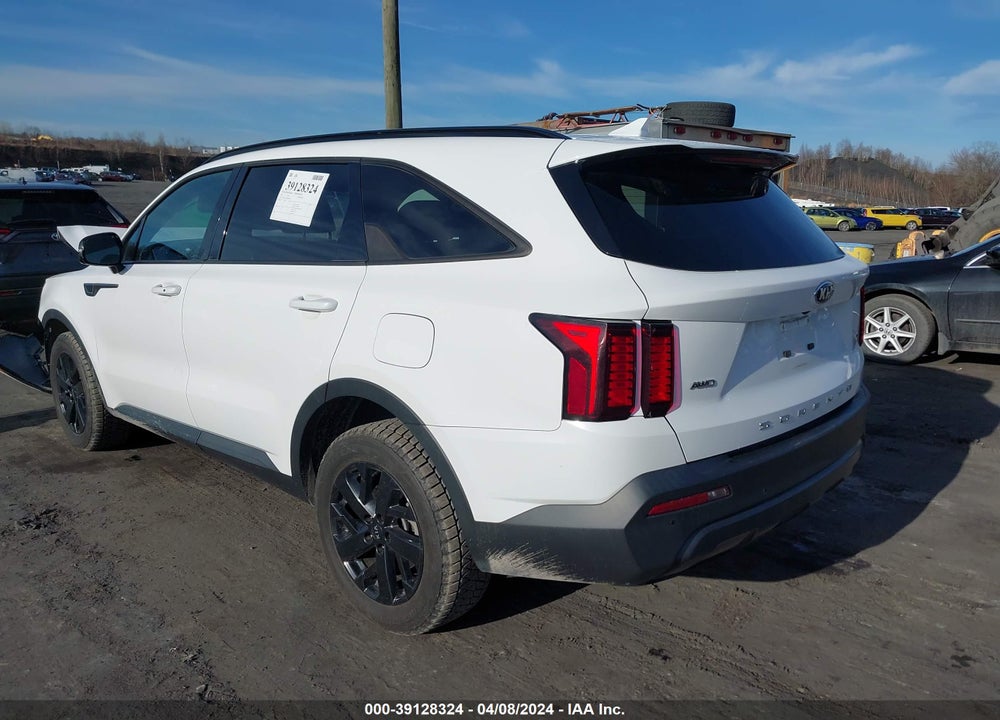 2021 KIA SORENTO S VIN: 5XYRLDLC2MG004188