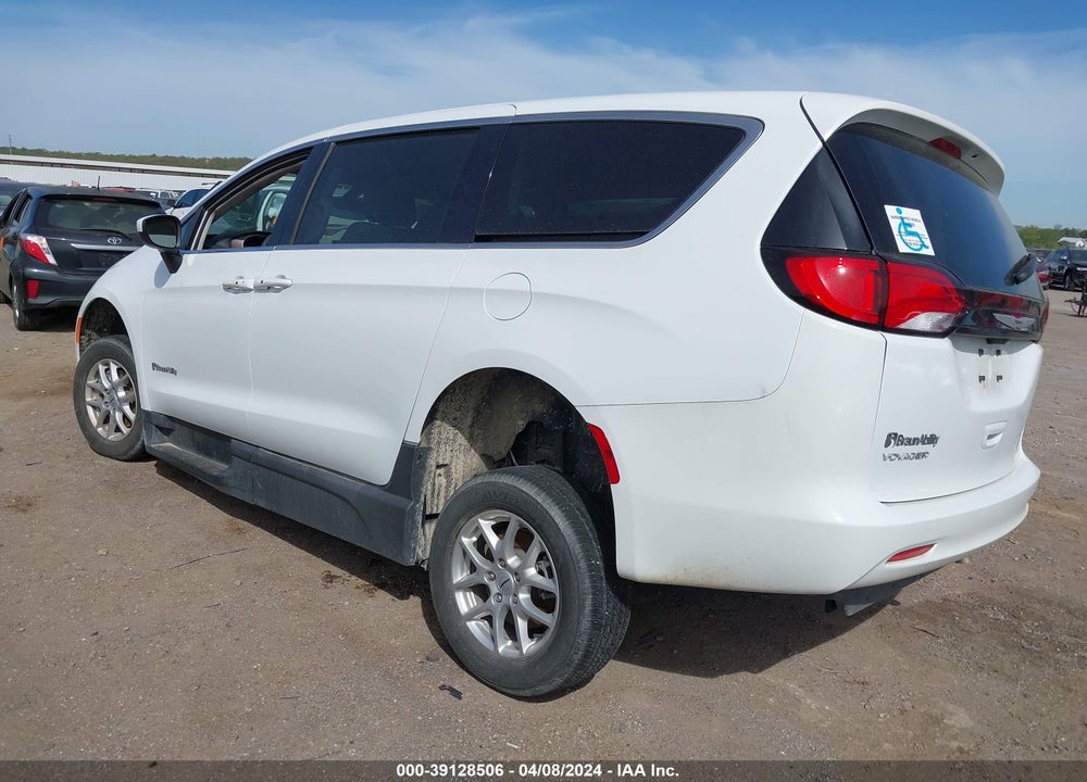 2022 CHRYSLER VOYAGER LX VIN: 2C4RC1CG4NR163082