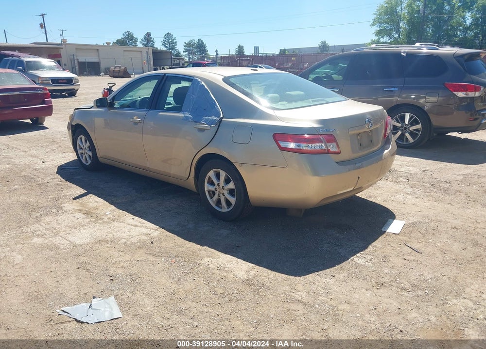 2011 TOYOTA CAMRY LE VIN: 4T1BF3EK2BU635103