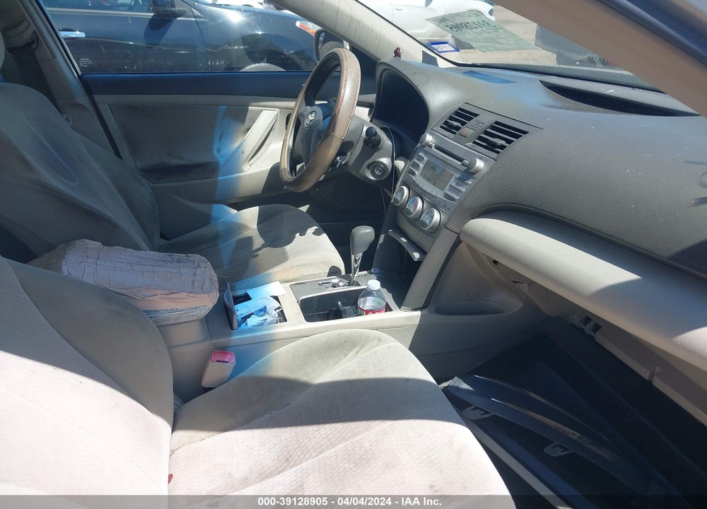 2011 TOYOTA CAMRY LE VIN: 4T1BF3EK2BU635103