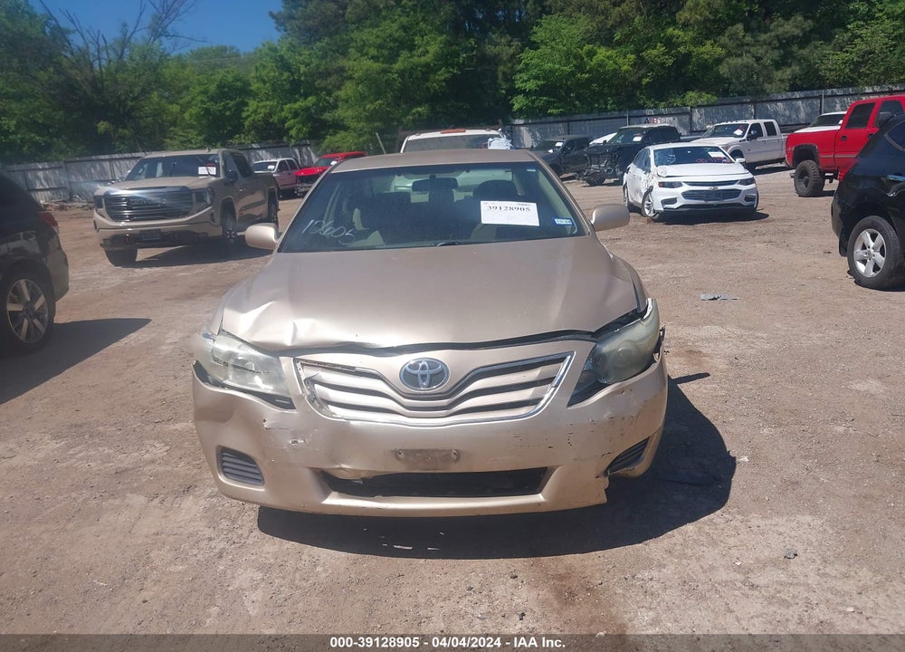 2011 TOYOTA CAMRY LE VIN: 4T1BF3EK2BU635103