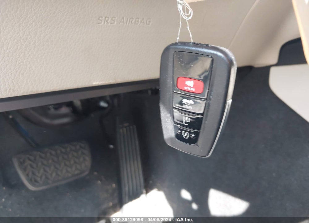 2019 TOYOTA CAMRY VIN: 4T1B11HK5KU696895