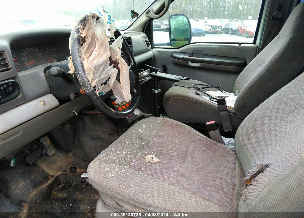 2001 FORD F-550 LARIAT/XL/XLT VIN: 1FDAW56F91EC83459