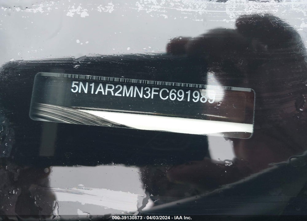 2015 NISSAN PATHFINDER PLATINUM VIN: 5N1AR2MN3FC691989