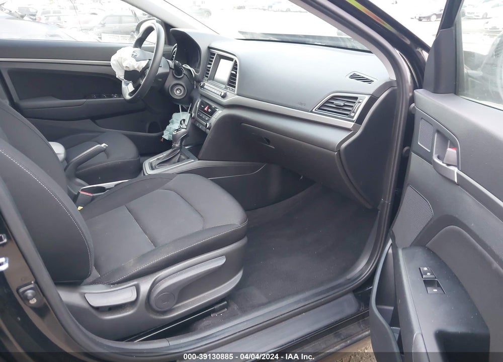 2018 HYUNDAI ELANTRA SEL VIN: KMHD84LF3JU499917