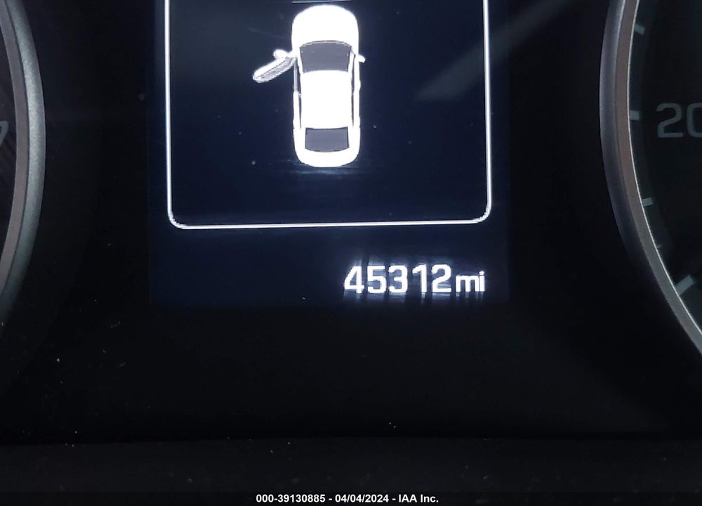 2018 HYUNDAI ELANTRA SEL VIN: KMHD84LF3JU499917