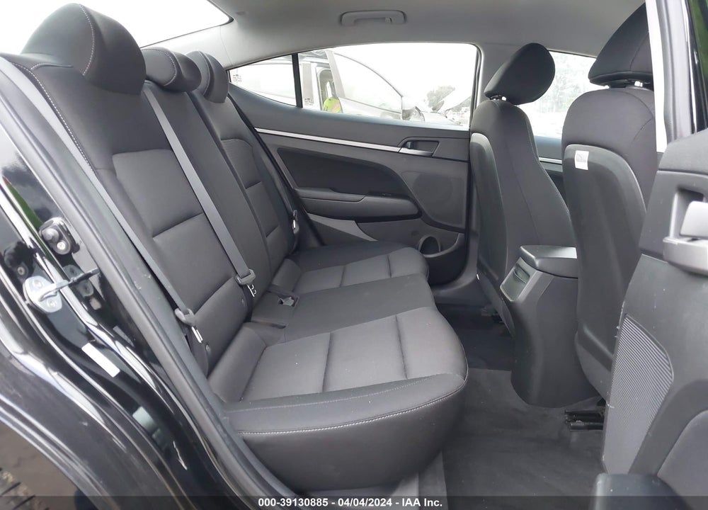 2018 HYUNDAI ELANTRA SEL VIN: KMHD84LF3JU499917