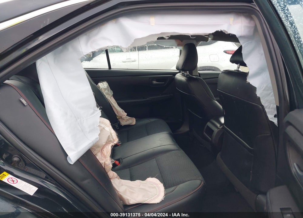 2015 TOYOTA CAMRY SE VIN: 4T1BF1FK6FU983253