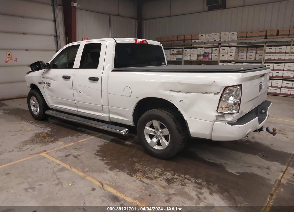 2017 RAM 1500 EXPRESS QUAD CAB 4X4 6'4 BOX VIN: 1C6RR7FT8HS846018
