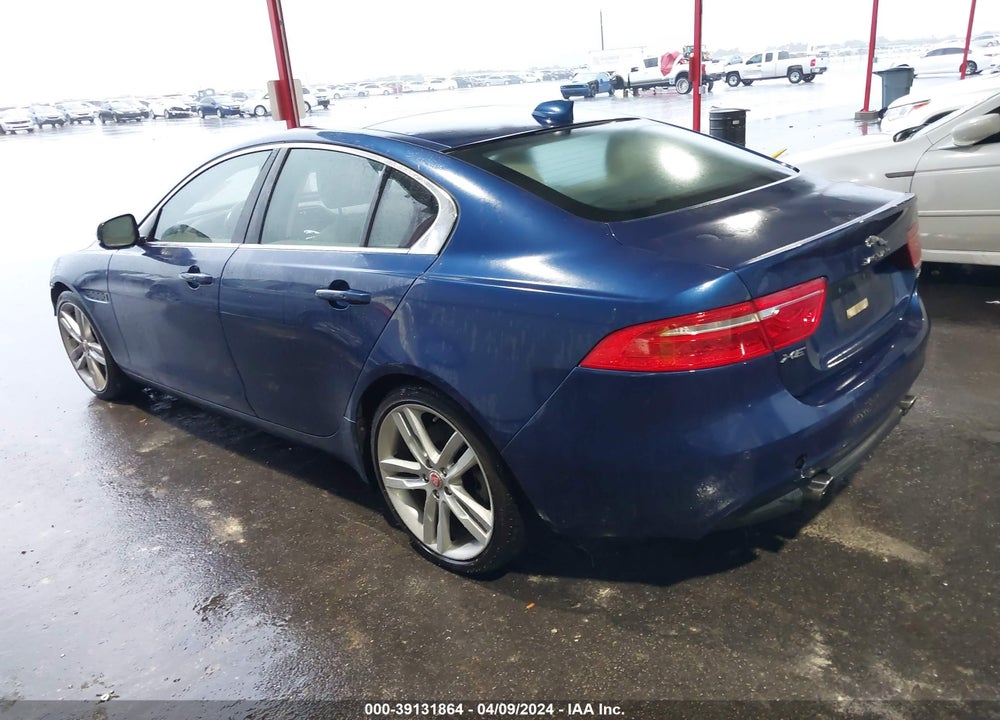 2017 JAGUAR XE 35T PRESTIGE VIN: SAJAE4BV0HA951117