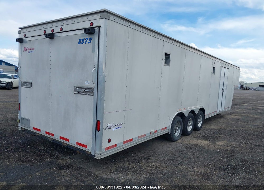2004 UNITED EXPRESS LINE INC --- VIN: 48BGE38324C069623