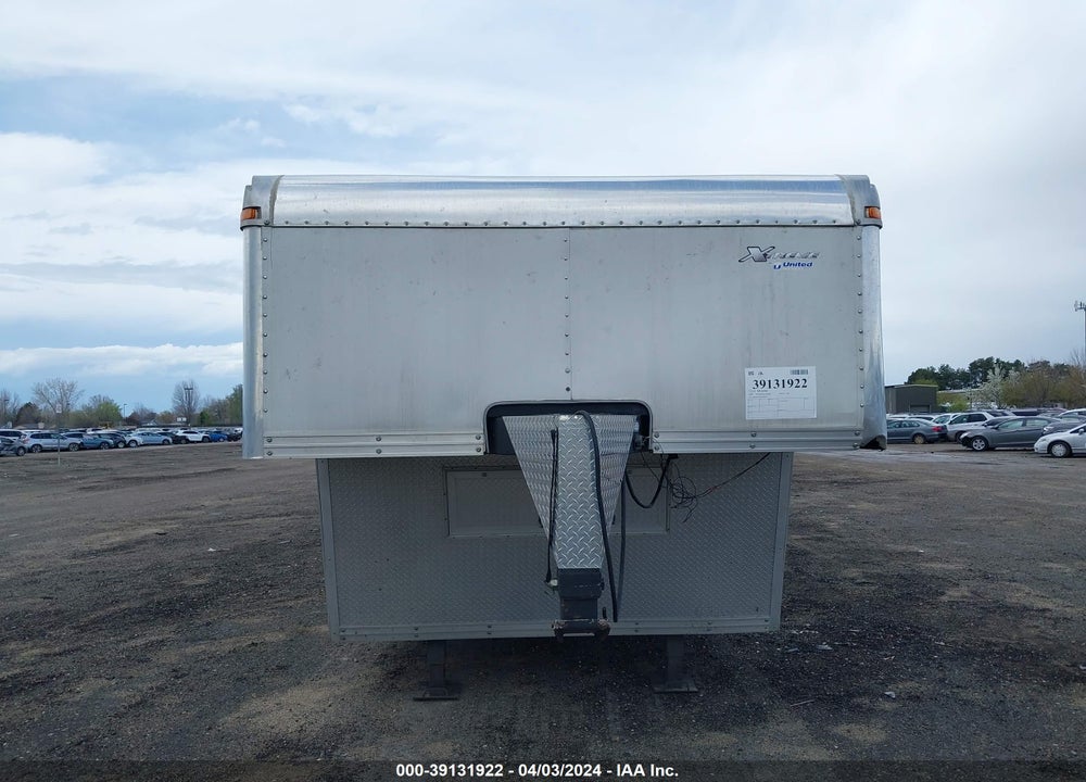 2004 UNITED EXPRESS LINE INC --- VIN: 48BGE38324C069623