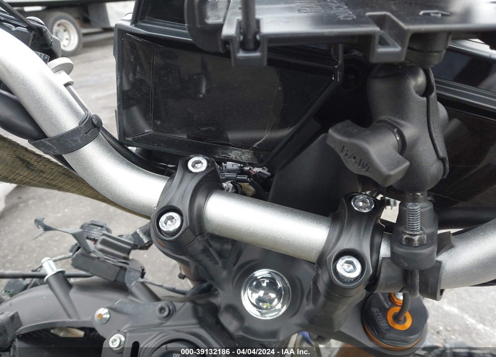 2022 YAMAHA MTT09 GT VIN: JYARN74Y2NA000452