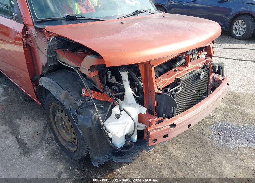 2004 SCION XB VIN: JTLKT334340164885