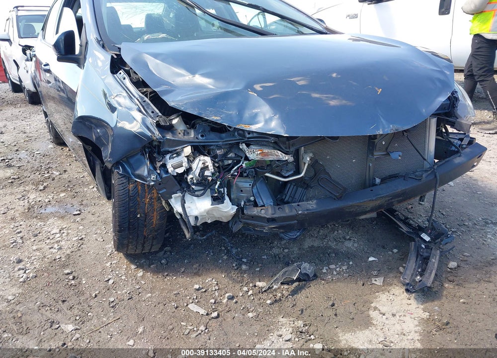 2017 TOYOTA COROLLA SE VIN: 2T1BURHE5HC823123