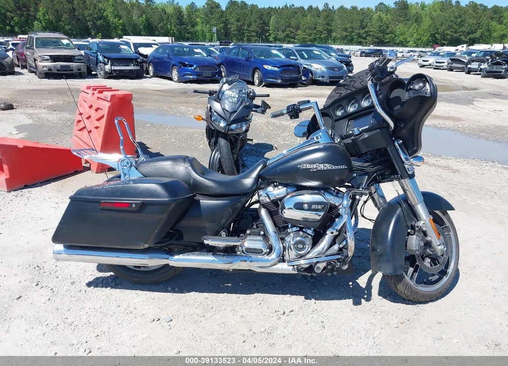 2017 HARLEY-DAVIDSON FLHXS STREET GLIDE SPECIAL VIN: 1HD1KRC19HB662097