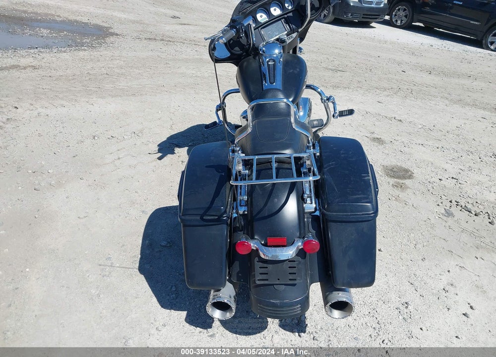 2017 HARLEY-DAVIDSON FLHXS STREET GLIDE SPECIAL VIN: 1HD1KRC19HB662097