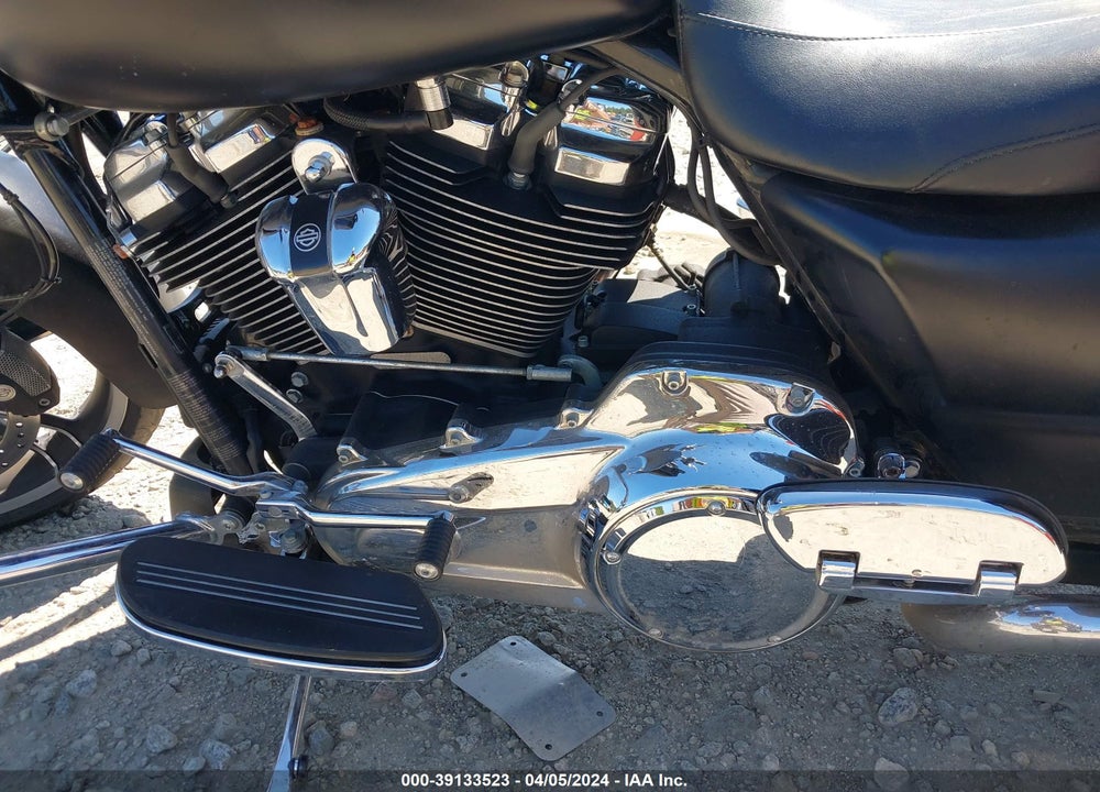 2017 HARLEY-DAVIDSON FLHXS STREET GLIDE SPECIAL VIN: 1HD1KRC19HB662097
