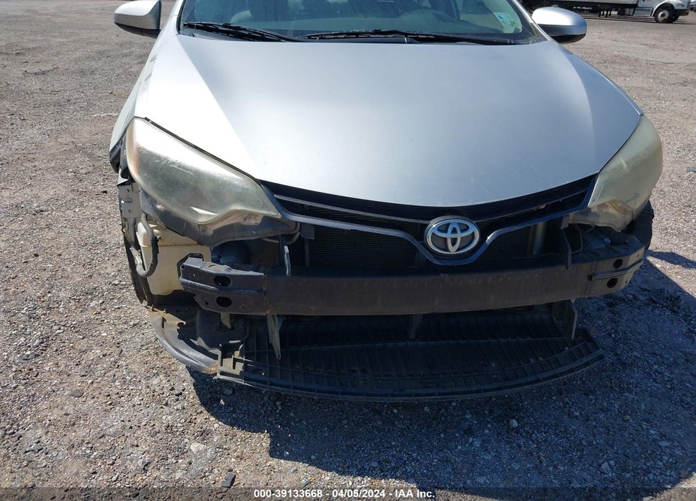 2015 TOYOTA COROLLA LE VIN: 5YFBURHE8FP299690
