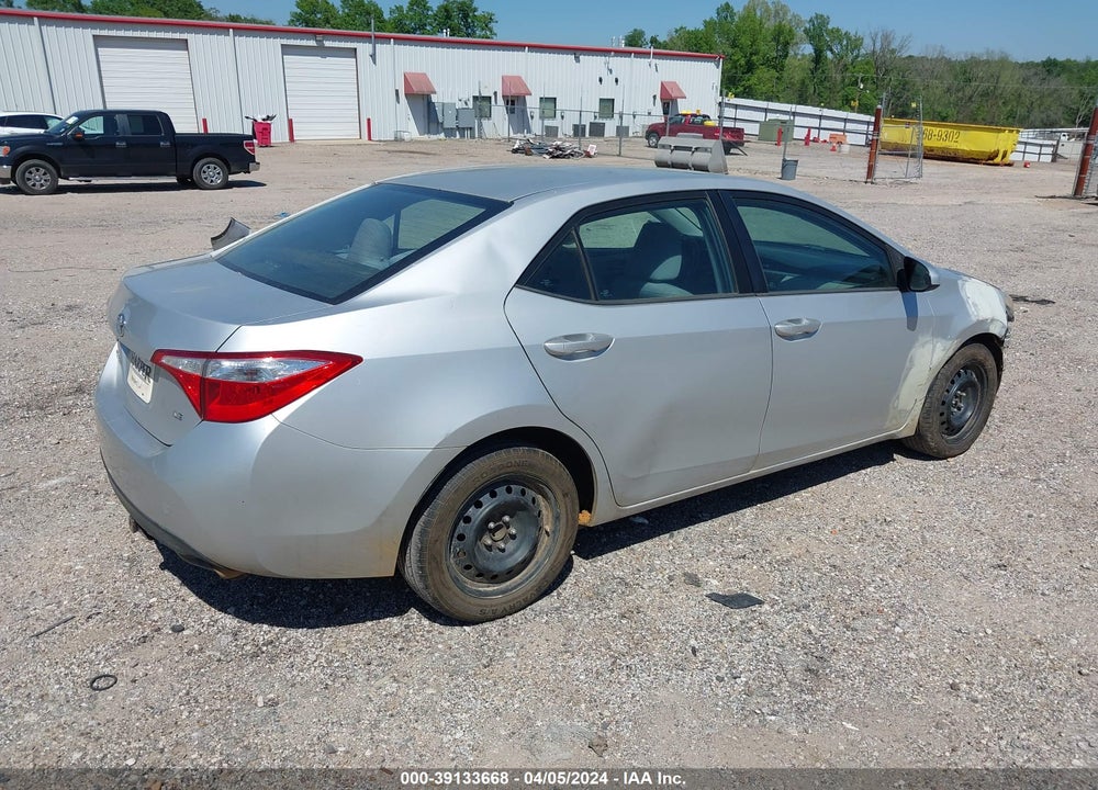 2015 TOYOTA COROLLA LE VIN: 5YFBURHE8FP299690