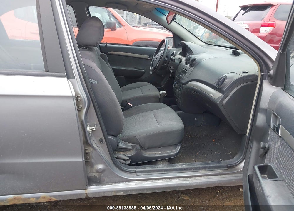 2008 CHEVROLET AVEO LS VIN: KL1TD566X8B061874