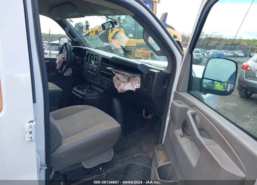2020 GMC SAVANA CARGO RWD 2500 REGULAR WHEELBASE WORK VAN VIN: 1GTW7AFG8L1248902