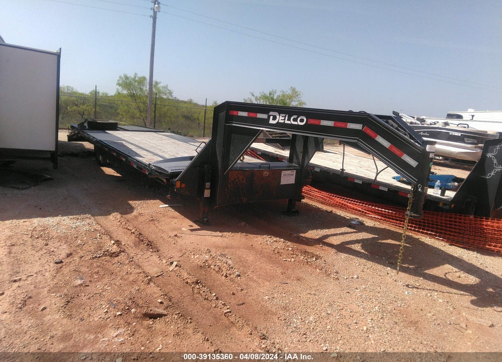2023 DELCO TRAILERS 25' GOOSENECK FLATBED VIN: 5WWGF2520P6028562