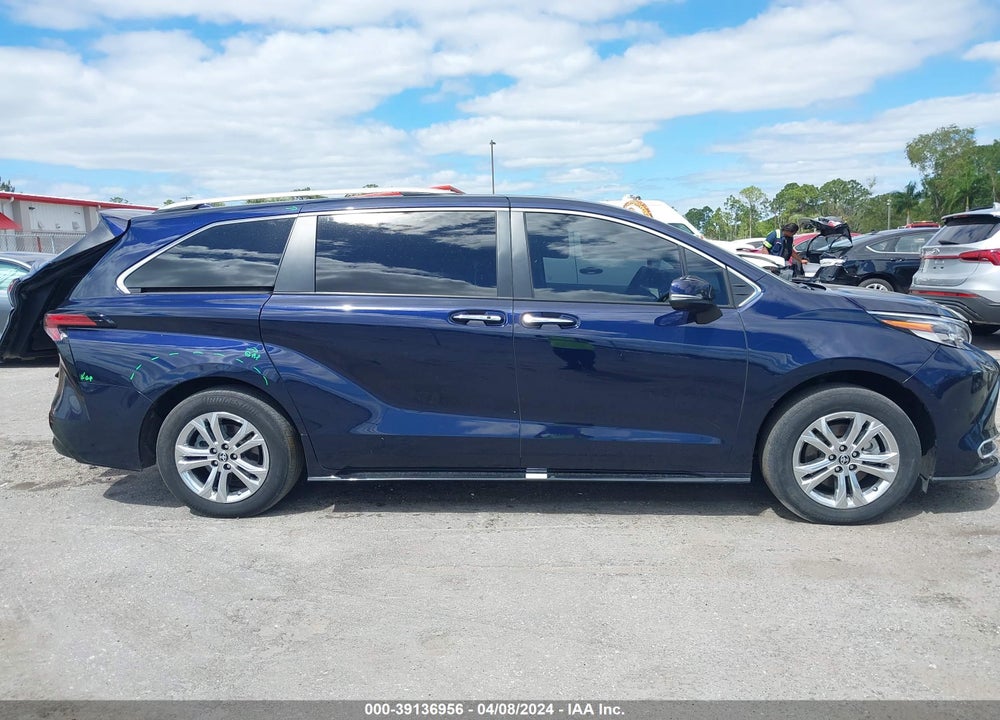 2022 TOYOTA SIENNA PLATINUM VIN: 5TDESKFC4NS043516