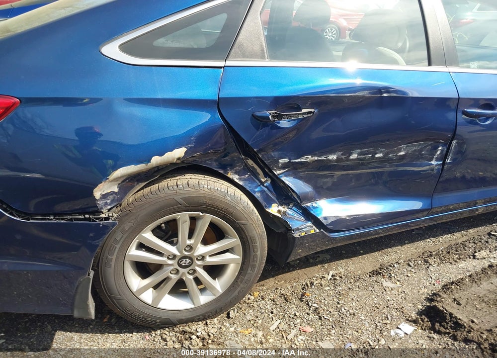 2017 HYUNDAI SONATA SE VIN: 5NPE24AFXHH579460
