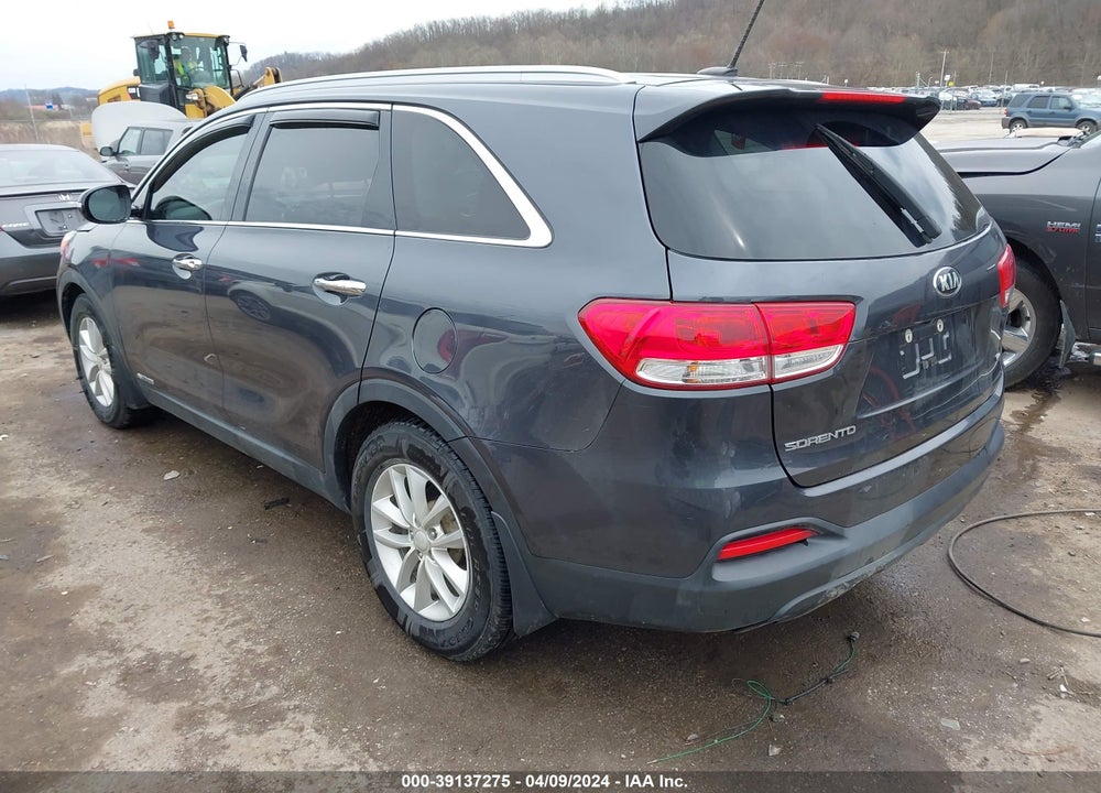 2018 KIA SORENTO 3.3L LX VIN: 5XYPGDA5XJG373263
