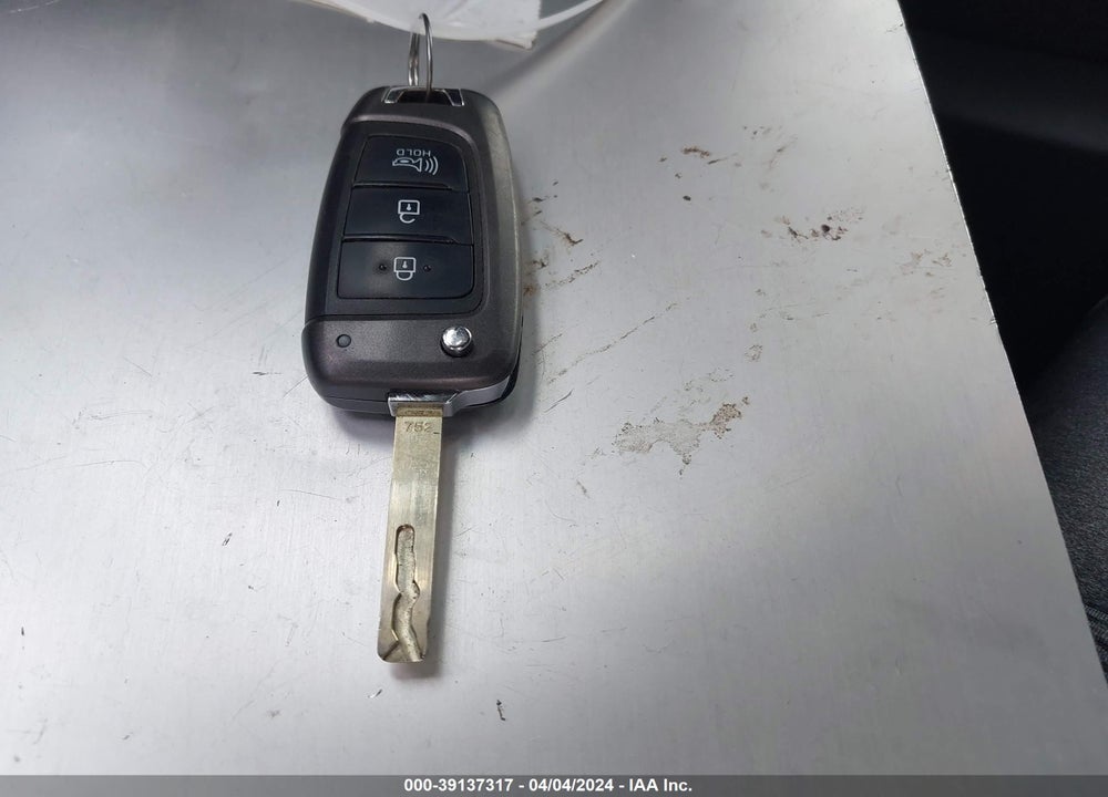 2020 HYUNDAI SANTA FE SE VIN: 5NMS23AD9LH245955