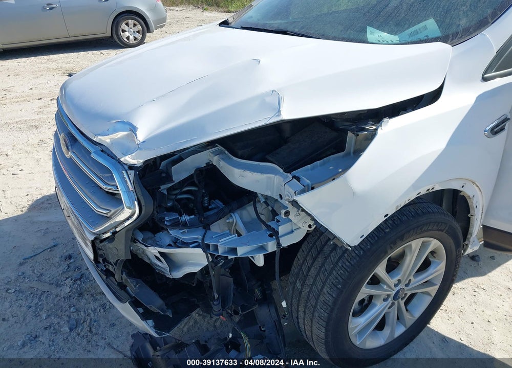 2017 FORD ESCAPE SE VIN: 1FMCU9GD5HUC49540