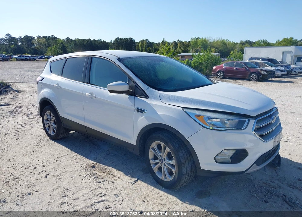 2017 FORD ESCAPE SE VIN: 1FMCU9GD5HUC49540