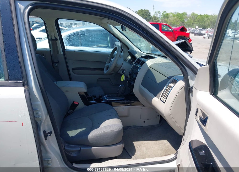 2008 MAZDA TRIBUTE S SPORT VIN: 4F2CZ961X8KM17682