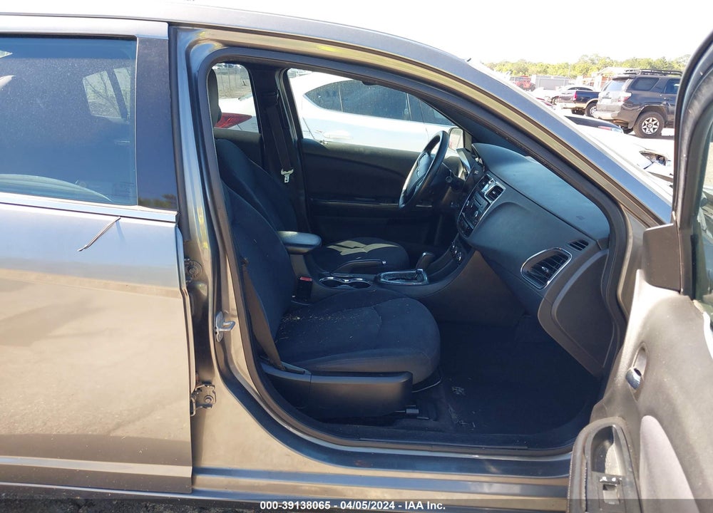 2013 CHRYSLER 200 LX VIN: 1C3CCBAB0DN761091