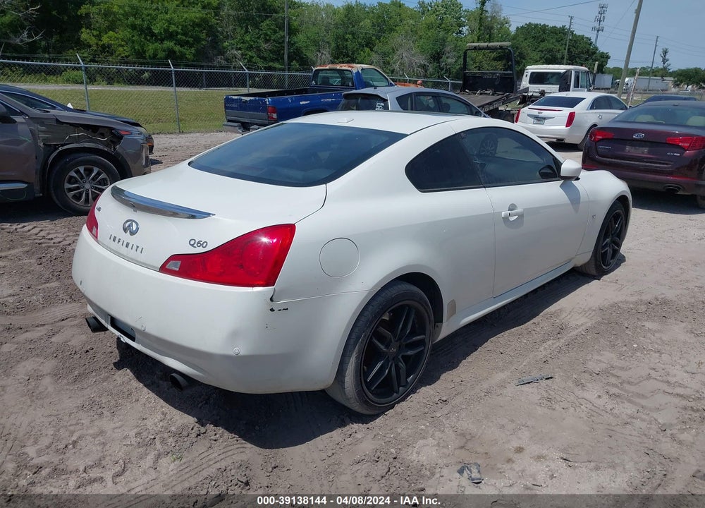 2014 INFINITI Q60 VIN: JN1CV6EL8EM131099
