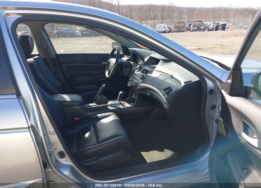 2011 HONDA ACCORD 2.4 SE VIN: 1HGCP2F67BA081030