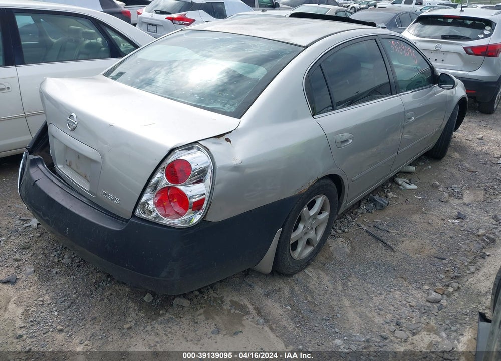 2005 NISSAN ALTIMA S/SL VIN: 1N4AL11D15N450386