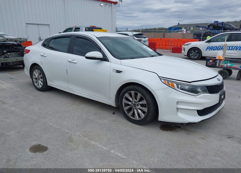 2016 KIA OPTIMA LX VIN: 5XXGT4L36GG002573