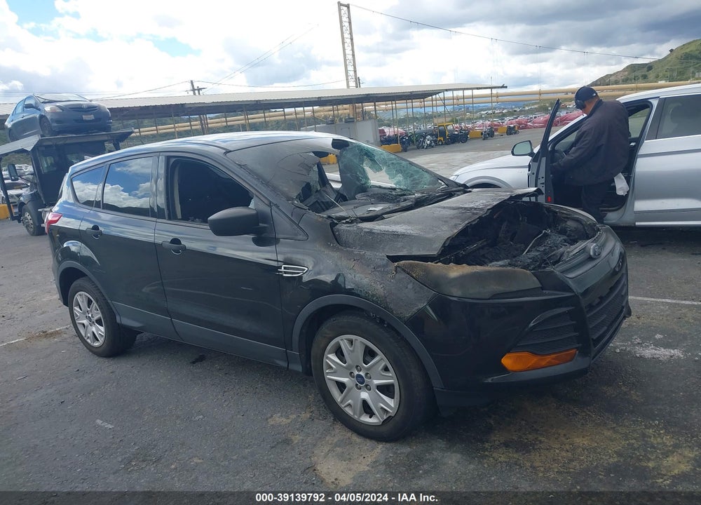 2014 FORD ESCAPE S VIN: 1FMCU0F70EUD51430