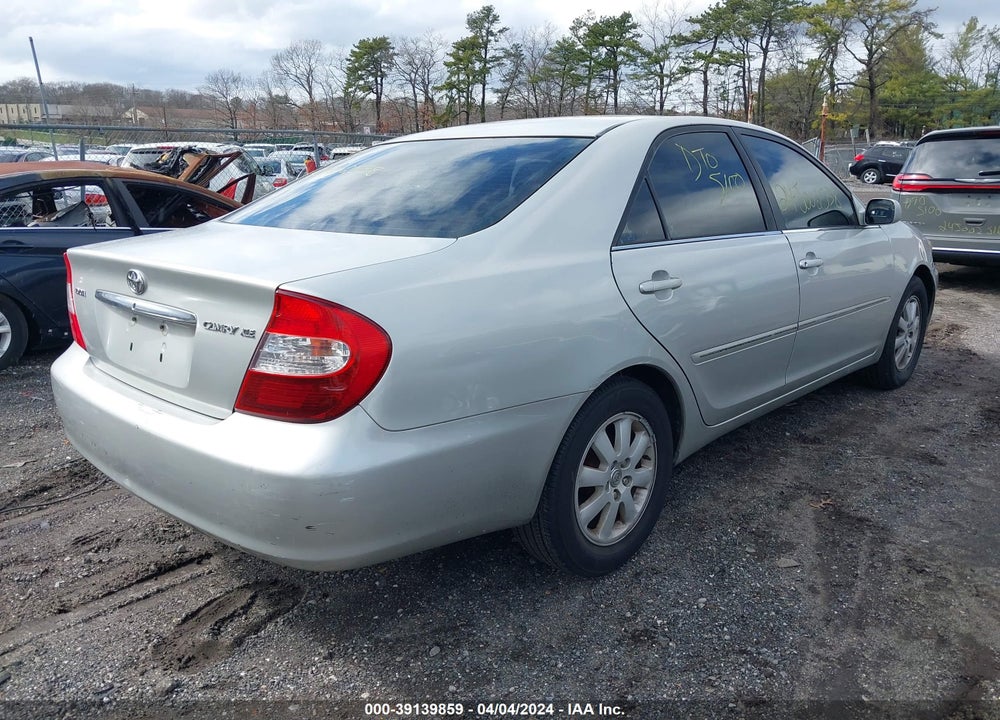 2003 TOYOTA CAMRY XLE VIN: 4T1BE30K73U704489