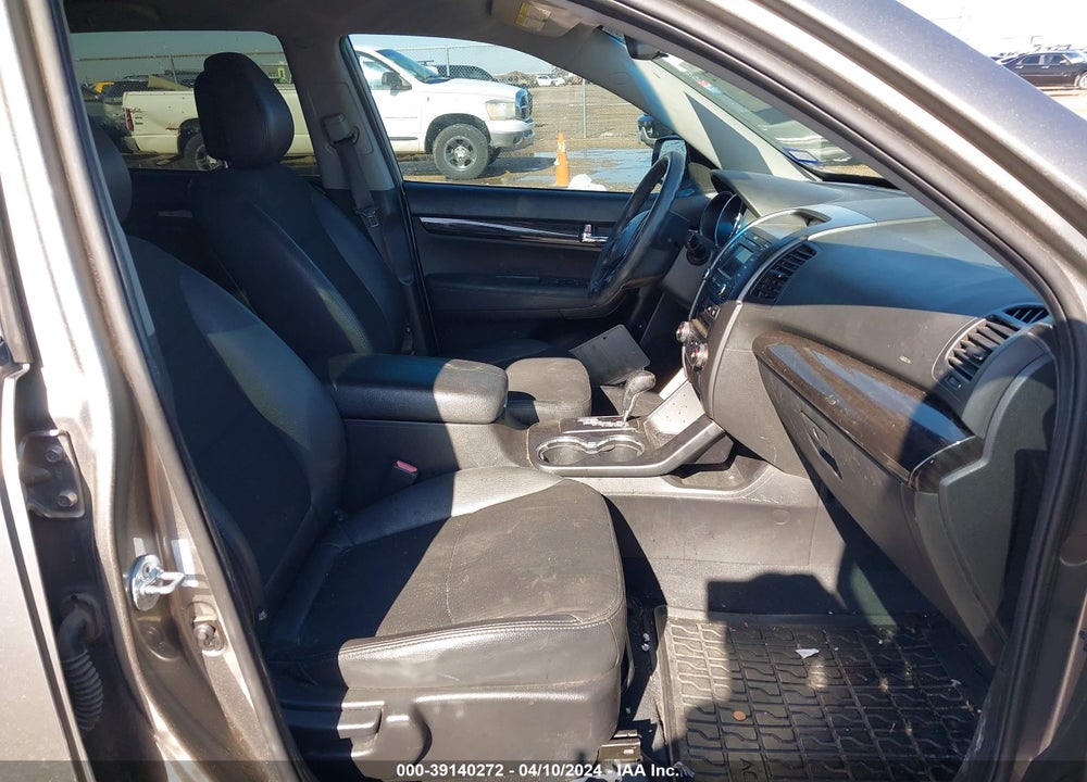2012 KIA SORENTO EX V6 VIN: 5XYKU4A2XCG199190