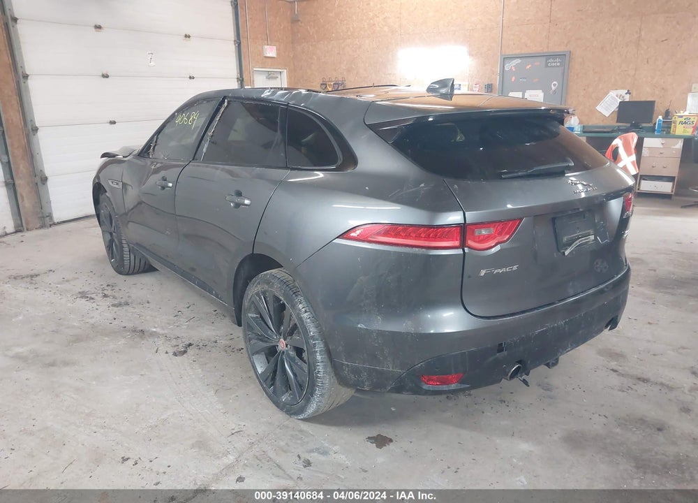 2018 JAGUAR F-PACE 35T R-SPORT VIN: SADCL2EV0JA271211