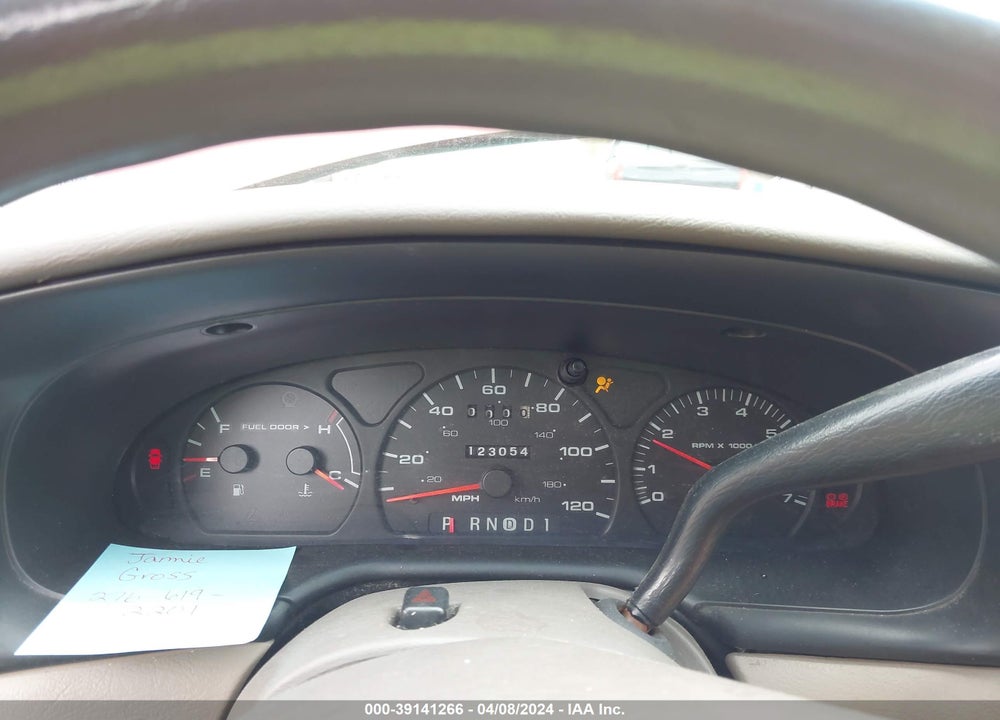 2002 FORD TAURUS VIN: 1FAFP53U52G146346